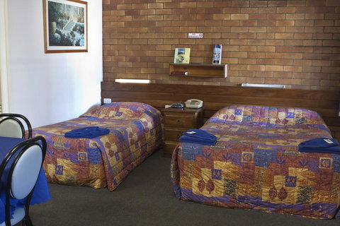 Motel Myall - Foster Accommodation 0