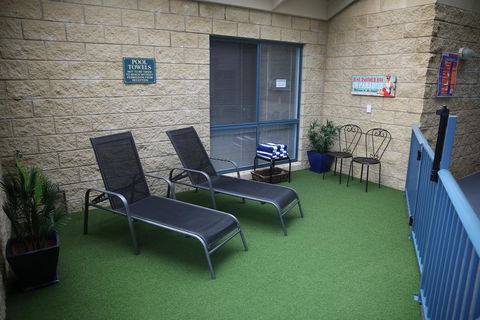 Motel On A'Beckett - Foster Accommodation 1
