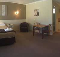 Motel Wingrove - Foster Accommodation