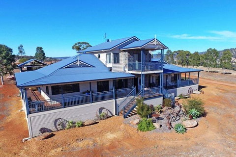 Mountain Park Retreat - Foster Accommodation 0