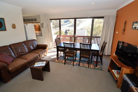 Mowamba D2 - Foster Accommodation 0