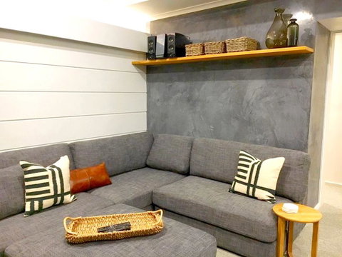 Mowamba F2 - Foster Accommodation 2