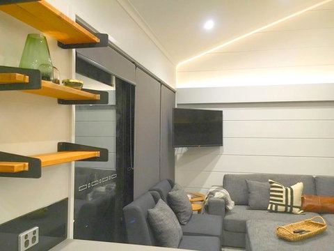 Mowamba F2 - Foster Accommodation 1