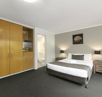 Mt Ommaney Hotel Apartments - Foster Accommodation