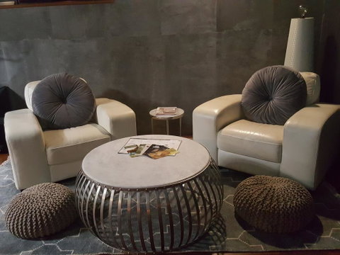 Mudstone Spa Retreat - Foster Accommodation 2