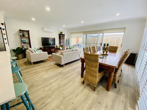 Nautilus Beach House #2 With Pool - Kingscliff - Foster Accommodation 3