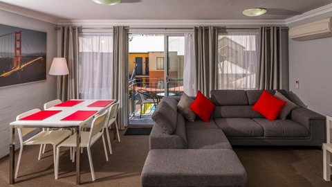 Dowler Apartments Subiaco - Foster Accommodation 42