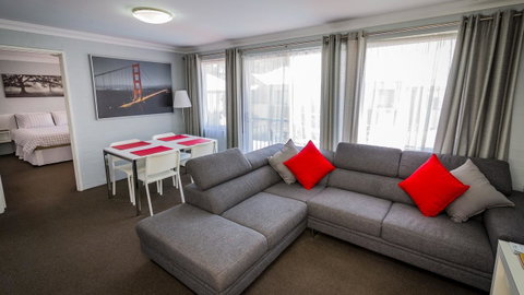 Dowler Apartments Subiaco - Foster Accommodation 2