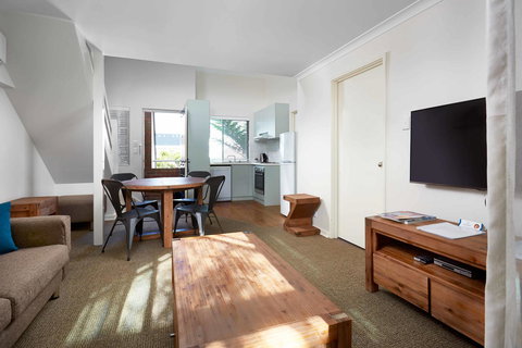 Broadwater Resort Como - Foster Accommodation 13