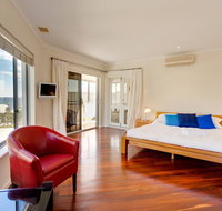 Cottesloe Contemporary Villa - Foster Accommodation