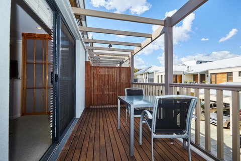 Fremantle Townhouse U/5 - Foster Accommodation 11