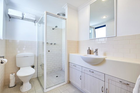 Fremantle Townhouse U/5 - Foster Accommodation 6