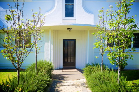 Cottesloe Bel-Air Apartment - Foster Accommodation 5