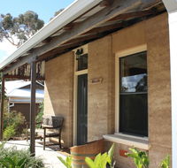 Hotham Ridge Winery and Cottages - Foster Accommodation