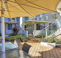 Beachfront  Scarbs - Foster Accommodation