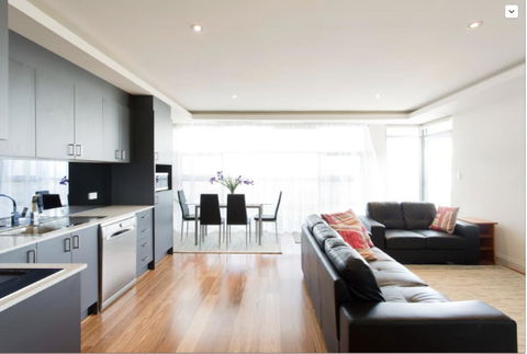 Adele's Luxury South Beach Apartment With King Bed - Foster Accommodation 1