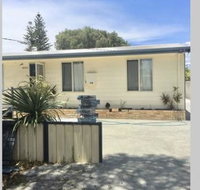 Jbay beach shack - Foster Accommodation