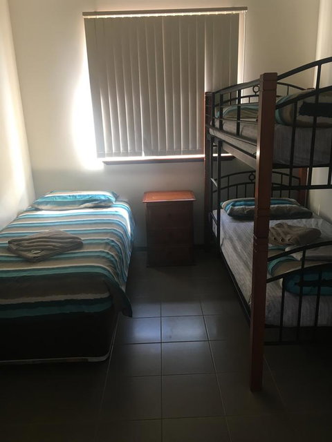 Peoples Park - Foster Accommodation 7