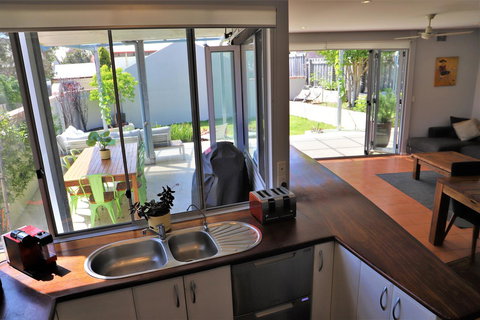 Fremantle Heritage Home For You To Enjoy! - Foster Accommodation 7