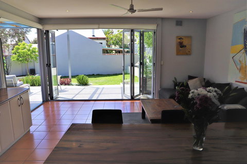 Fremantle Heritage Home For You To Enjoy! - Foster Accommodation 11