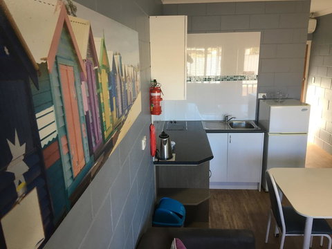 Esperance Central Accommodation - Foster Accommodation 24