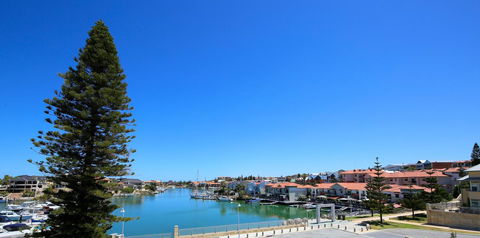 Studio Style Mindarie Marina - Foster Accommodation 0