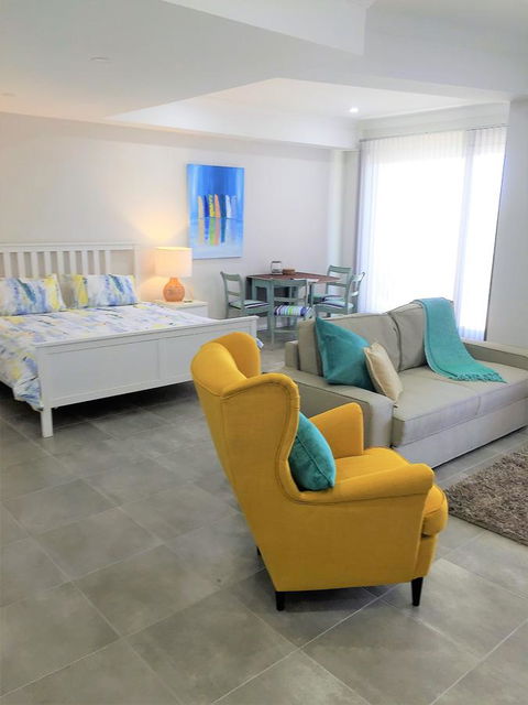 Studio Style Mindarie Marina - Foster Accommodation 3