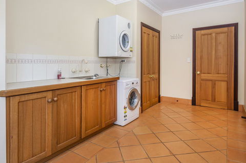 A Hidden Bush Delight - Foster Accommodation 29