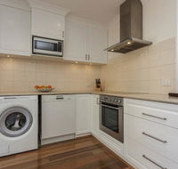 Attadale Excutive Villa - Foster Accommodation