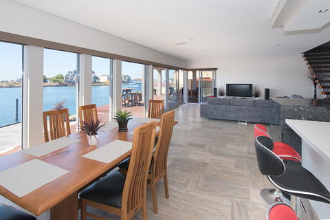 Oceans Edge - Busselton - Foster Accommodation 9