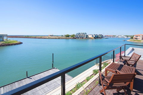 Oceans Edge - Busselton - Foster Accommodation 1