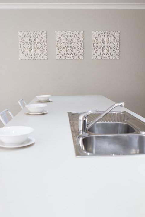 The Beach House - Foster Accommodation 12
