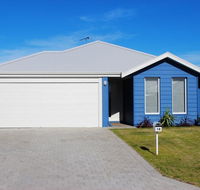 The beach house - Foster Accommodation