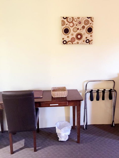 Joondalup City Hotel - Foster Accommodation 10