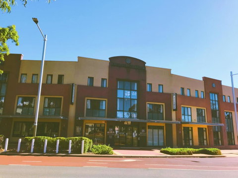 Joondalup City Hotel - Foster Accommodation 0