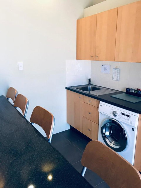 Joondalup City Hotel - Foster Accommodation 3