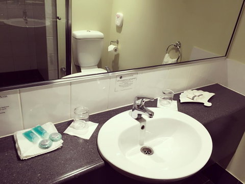 Joondalup City Hotel - Foster Accommodation 8