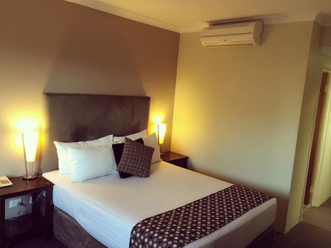 Joondalup City Hotel - Foster Accommodation 23
