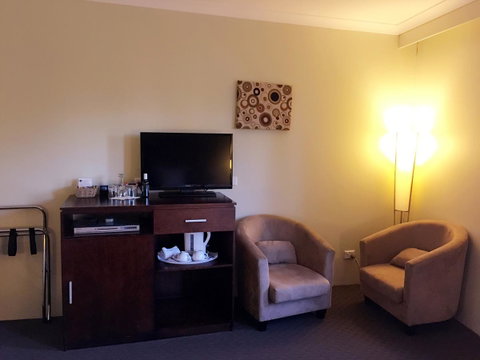 Joondalup City Hotel - Foster Accommodation 9
