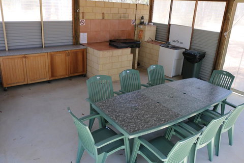 Kendenup Cottages And Lodge - Foster Accommodation 21