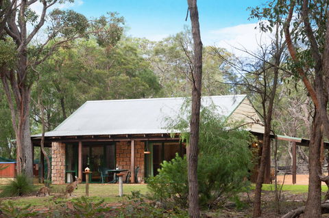 Yelverton Brook Conservation Sanctuary - Foster Accommodation 31