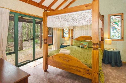 Yelverton Brook Conservation Sanctuary - Foster Accommodation 21