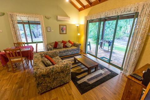 Yelverton Brook Conservation Sanctuary - Foster Accommodation 13