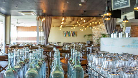 Mullaloo Beach Hotels & Apartments - Foster Accommodation 9