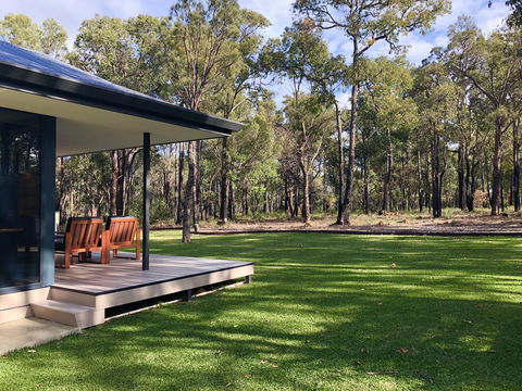 Amaroo Retreat & Spa - Foster Accommodation 2