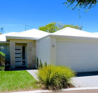 Contemporary Cove - Quindalup - Foster Accommodation