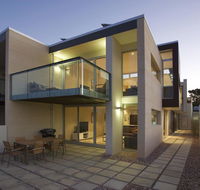 Alouarn Apartments - Foster Accommodation