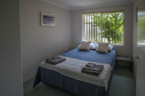 Indoyo Retreat - Foster Accommodation 8