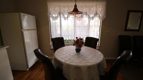 Daisy Cottage - Foster Accommodation 11