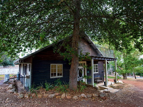 Oak Tree Barn Bridgetown - Foster Accommodation 2